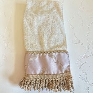 Vintage Croscill Home Fingertip Guest Towel Ivory Satin Trim Tassel Fringe Bath